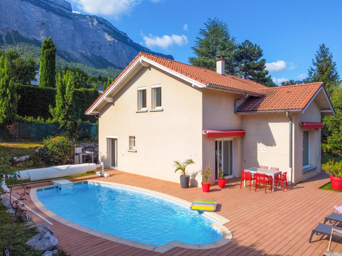 La Galante Villa Meylan Bagian luar foto