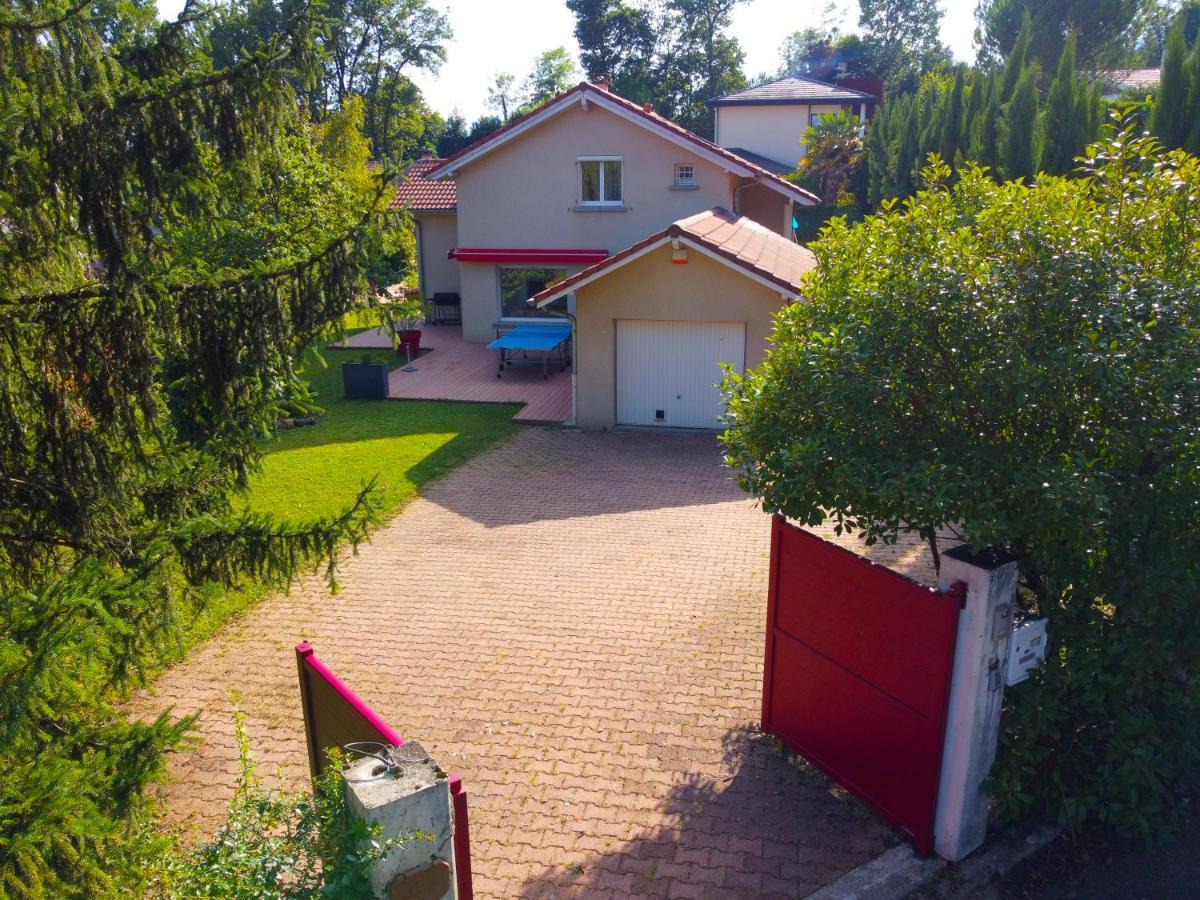 La Galante Villa Meylan Bagian luar foto