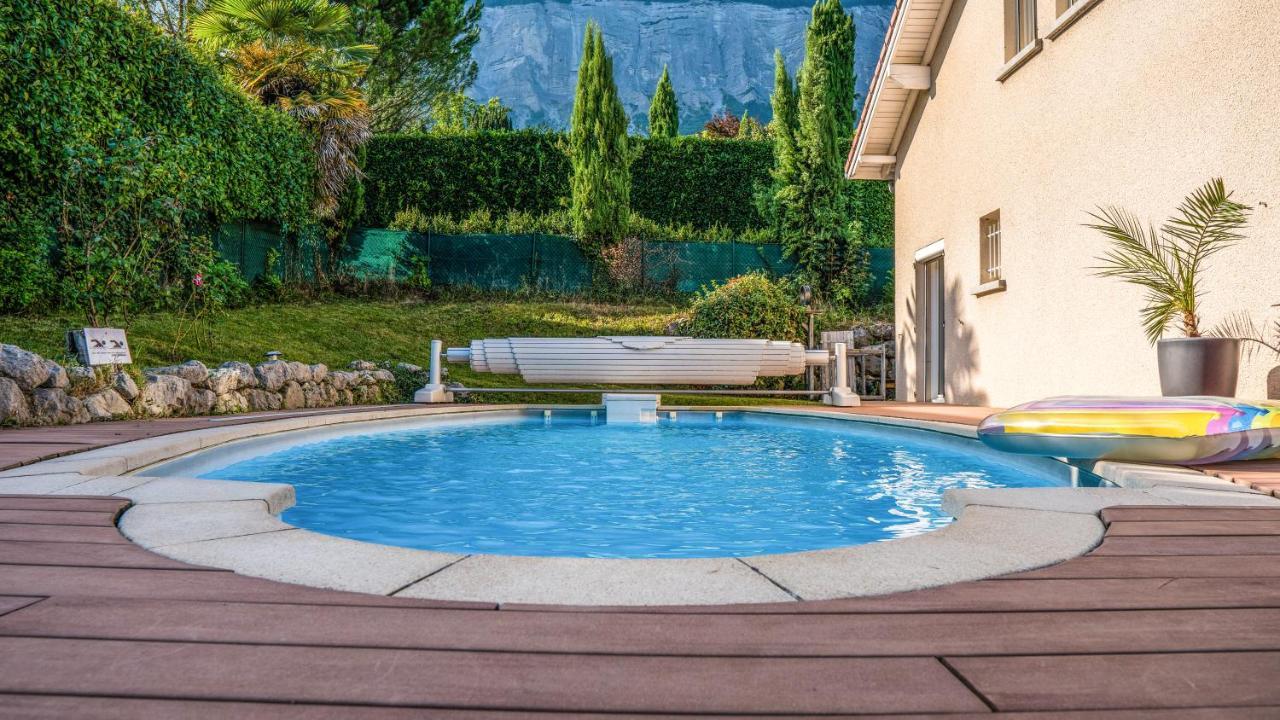 La Galante Villa Meylan Bagian luar foto